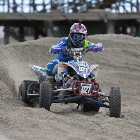 Meet your Posher, Becky - Picture 1 of 1